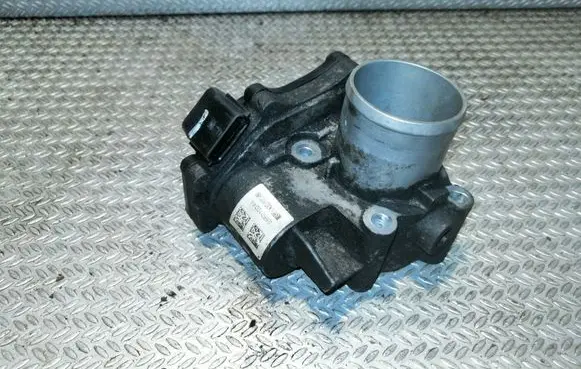 Renault Master III Throttle valve 8200987453