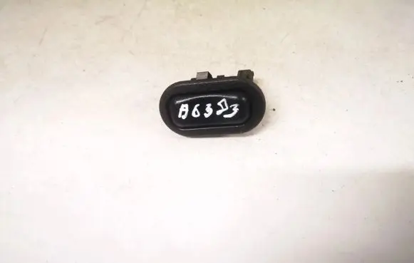 Opel Zafira A Electric window control switch 13363100 90561388