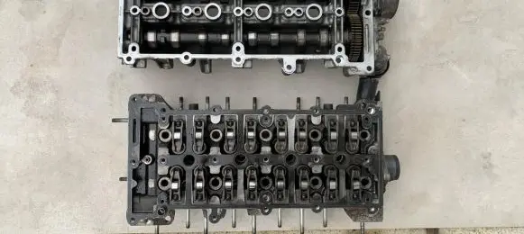 Opel Insignia A Engine head 55565668 55565853
