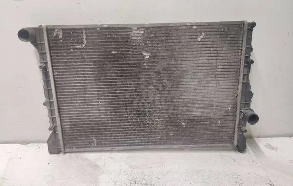 Alfa Romeo GT Coolant radiator
