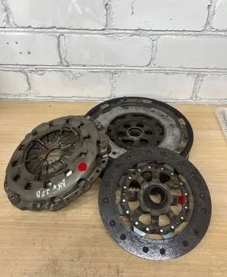 BMW 3 E90 E91 Clutch set kit 7567842