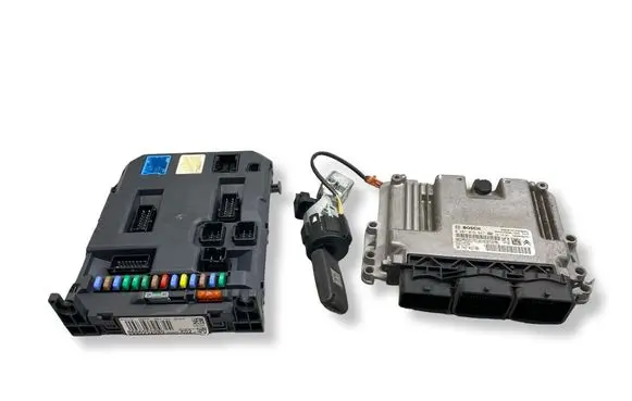 Citroen C3 Picasso Engine ECU kit and lock set 9666729580 9674245180 0281015847