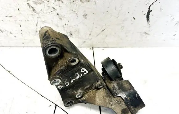 Ford Focus Engine mounting bracket 98ff3k738b6 98ff-3k738-b6