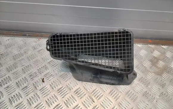 Audi Q5 SQ5 Air intake duct part 8K1819904