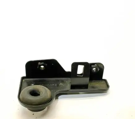 Maserati Ghibli Radiator support slam panel bracket 673008000