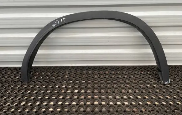 BMW iX3 G08 Rear fender molding trim 7181680