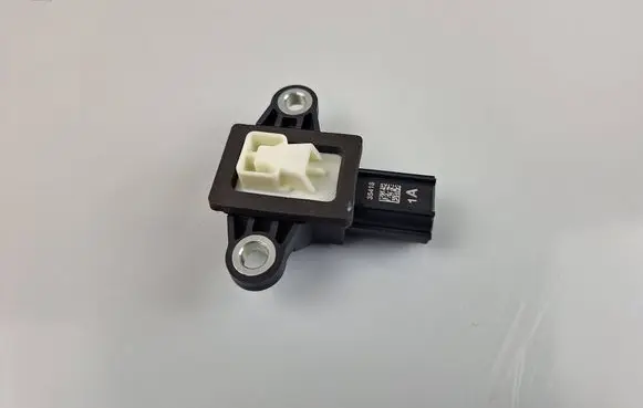 KIA Sorento Airbag deployment crash/impact sensor 95920B1050