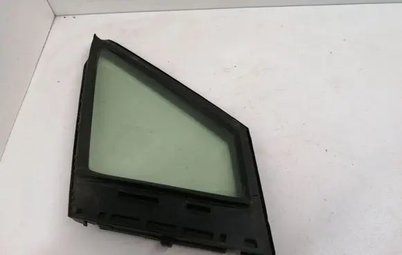 Lexus NX Rear vent window glass M2H5AS2 M2H5