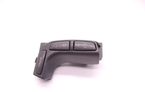 Volvo V70 Steering wheel buttons/switches 9199921 D122