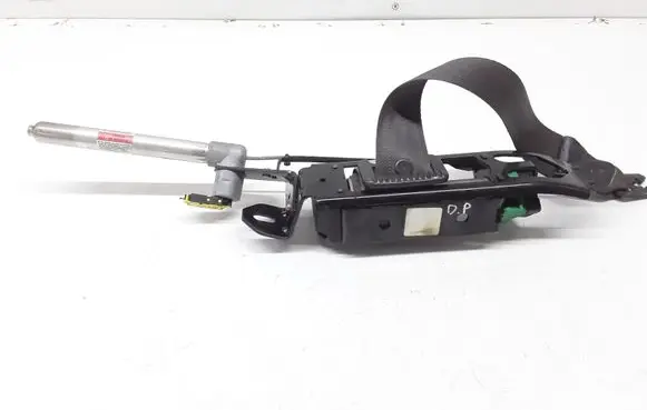 Volvo S80 Front seatbelt