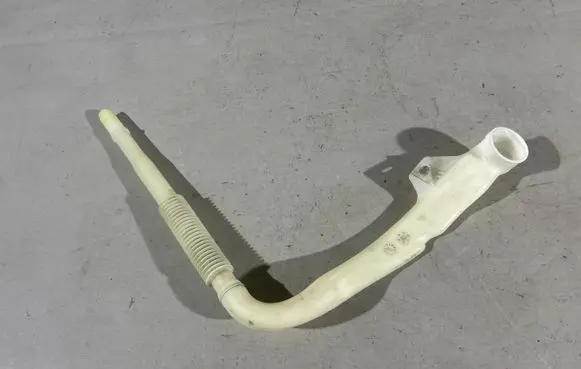 Porsche Cayenne (92A) Window washer liquid tank fill tube 7P5955462D 95852860502