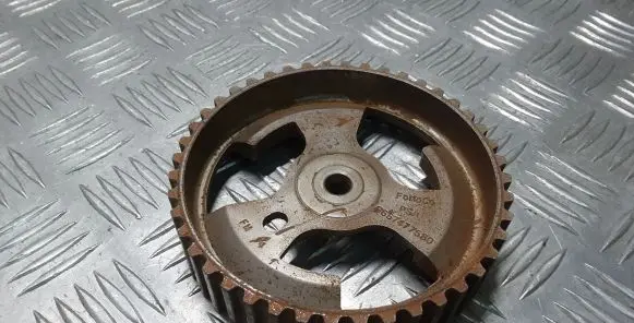 Volvo V40 Camshaft pulley/ VANOS 9657477580
