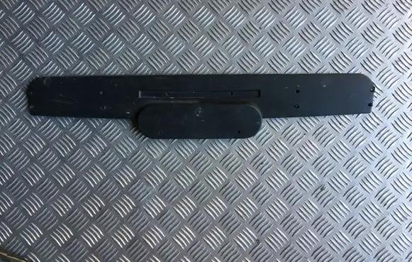 Audi A3 S3 8P Front bumper upper radiator grill 8P0853037
