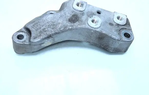 Skoda Superb B6 (3T) Gearbox mounting bracket 1K0199117