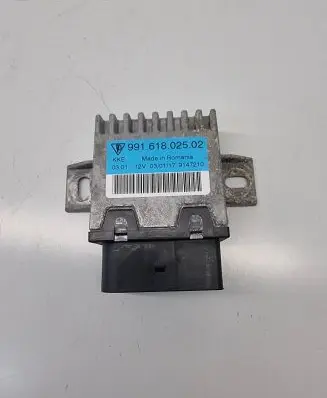 Porsche Boxster 982 Fuel injection pump control unit/module 99161802502 9147210
