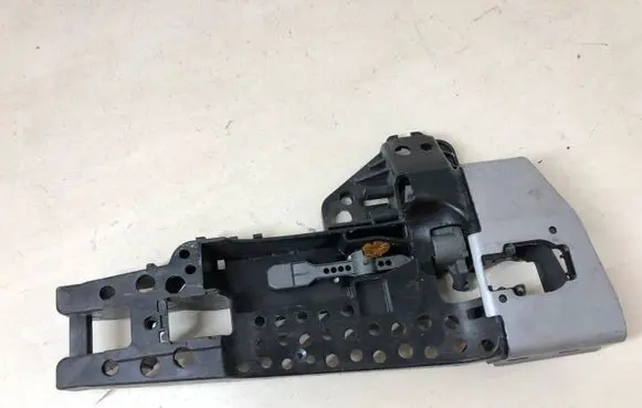 Front door exterior handle/bracket