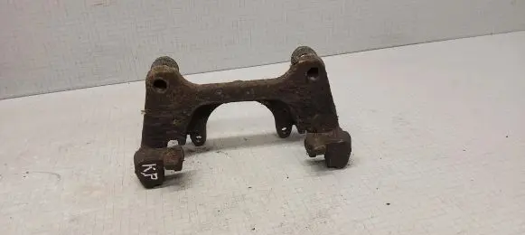 Audi A4 S4 B6 8E 8H Front Brake Caliper Pad/Carrier 