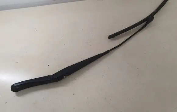 Jaguar F-Pace Windshield/front glass wiper blade HK8317526BA