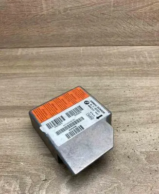 BMW 5 E34 Airbag control unit/module 8372521