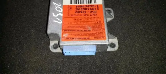 Mazda 626 Airbag control unit/module f82f14b321ac 102236749019