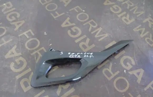 Peugeot 208 Other front door trim element 491100126777