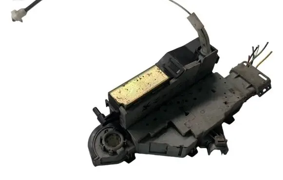 Citroen C4 I Front door lock 9647173580