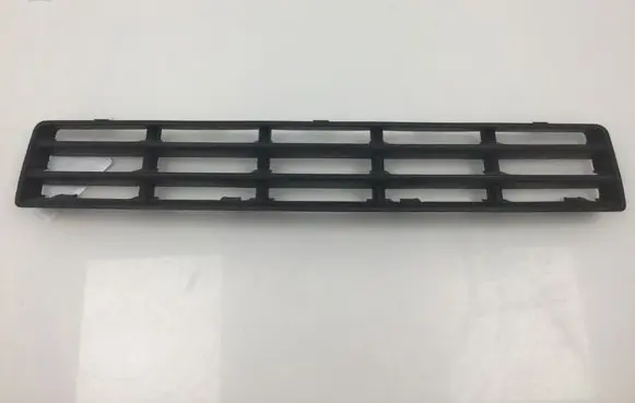 Volkswagen Golf IV Front bumper lower grill 1J0853677D