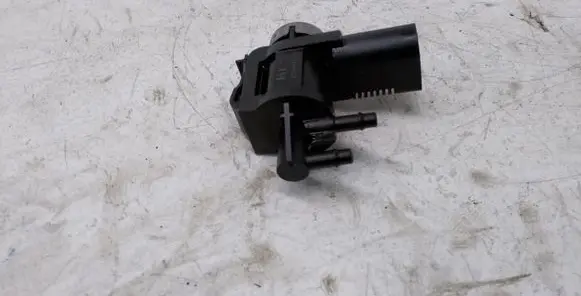 Audi A6 S6 C7 4G Turbo solenoid valve 1K0906283A