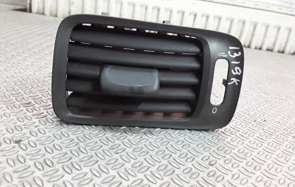 Volvo S70 V70 V70 XC Dashboard side air vent grill/cover trim