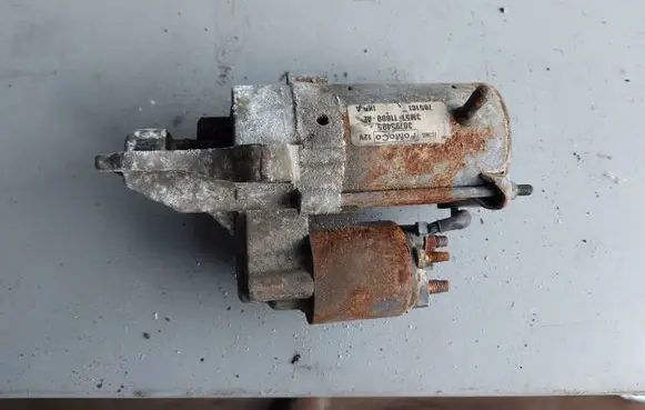 Volvo V50 Starter motor 30795405