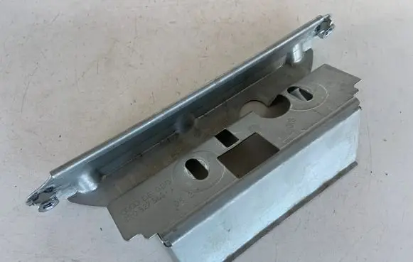 Audi Q5 SQ5 Loading door exterior handle/bracket 8R0827569A