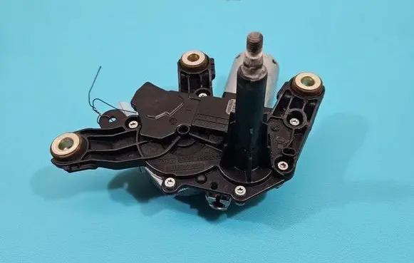 Rear window wiper motor