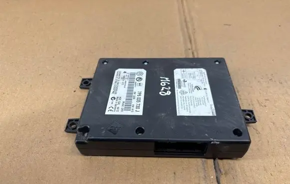 Volkswagen PASSAT B6 Bluetooth control unit module 7P6035730J 7663739471 1000224015