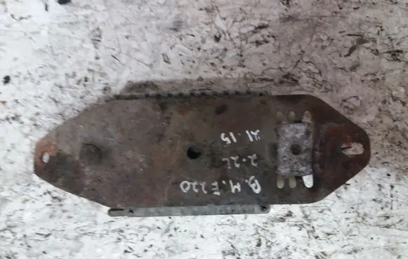 Mercedes-Benz E W210 Glow plug pre-heat relay