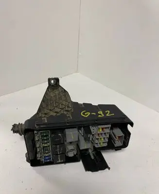 Volvo V70 Fuse box set 30728134 30797010 8690698