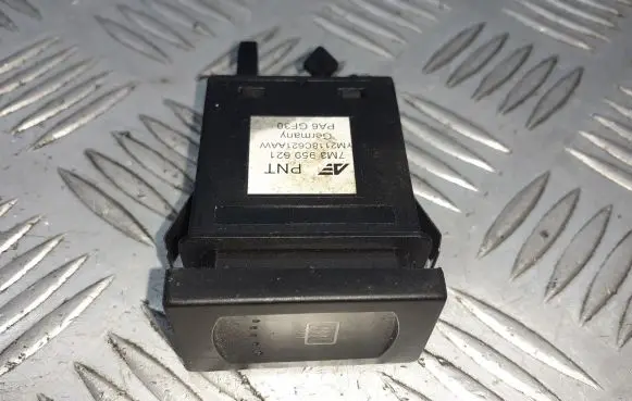 Volkswagen Sharan Windscreen/window heater switch 7M3959621