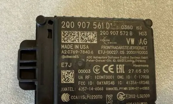 Audi Q3 F3 Distronic sensor radar 2Q0907561D A2C76978406 2Q0907572B