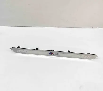 BMW X7 G07 Front sill trim cover 8069271