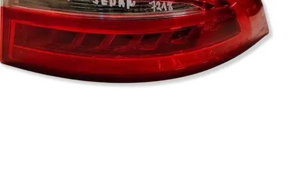 Jaguar XE Rear/tail lights 