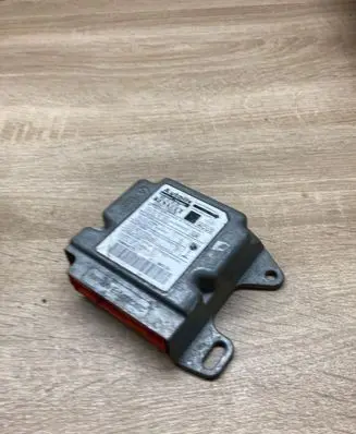 Renault Scenic I Airbag control unit/module 8200117652B
