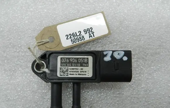 Volkswagen Golf VI Air pressure sensor 076906051B 076906051