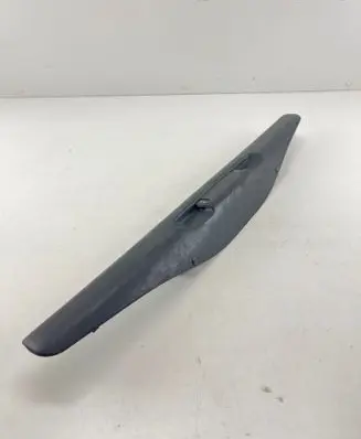 Front sill trim cover