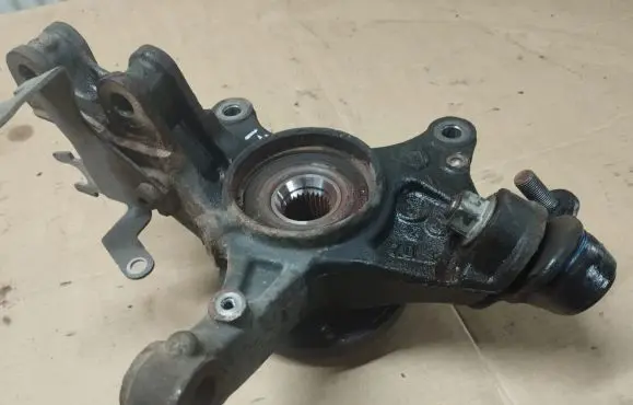 Peugeot 308 Front wheel hub spindle knuckle