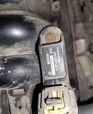 Fiat Punto (188) Air pressure sensor 0261230052