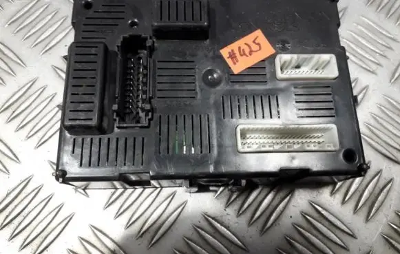 Nissan Micra Comfort/convenience module 284b2ax620 21676270-2a