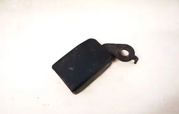 Nissan Almera Tino Rear seatbelt buckle