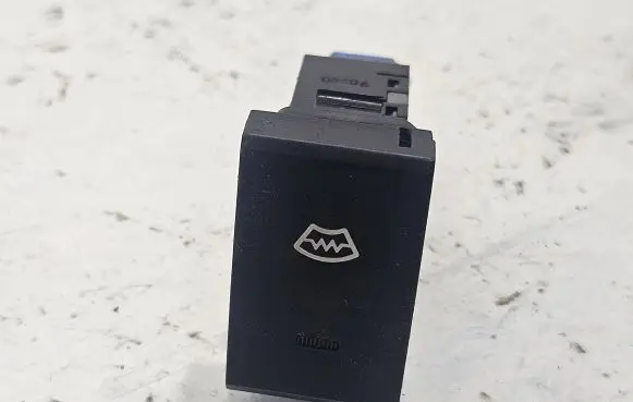 Windscreen/window heater switch