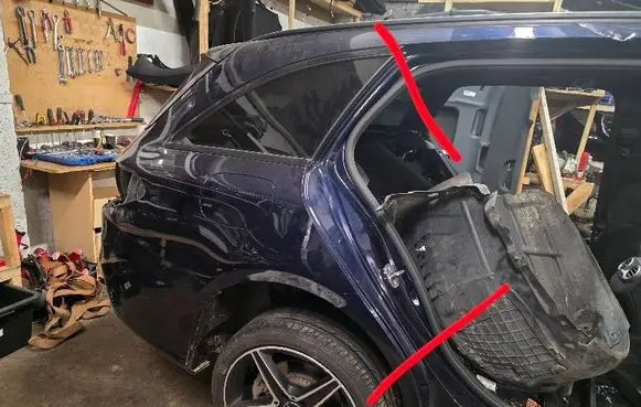 Mercedes-Benz C W205 Rear quarter panel 
