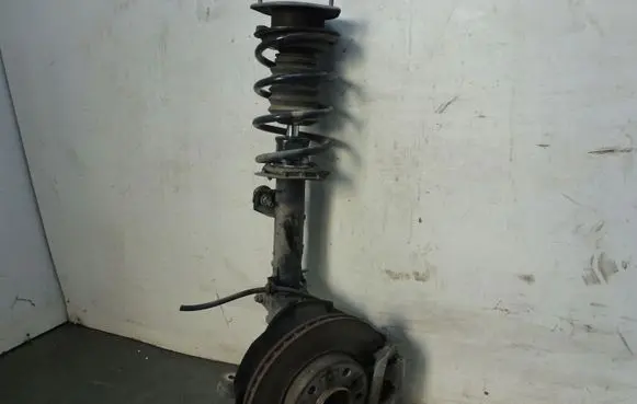 Mini Cooper Countryman R60 Front wheel hub spindle knuckle