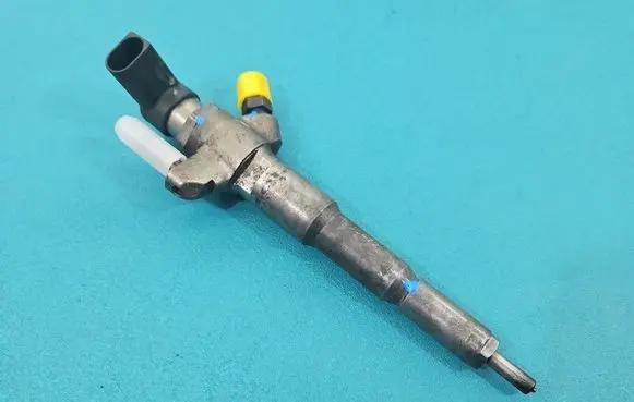 Opel Movano B Fuel injector 166000372R IMPRK1535472